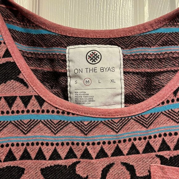 On the Byas Tank Top Size Medium - Picture 6 of 6